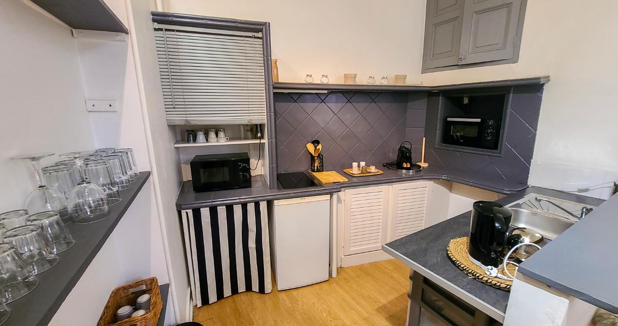 Apartment Wifi - Hypercenter - In The Heart Of Avignon!